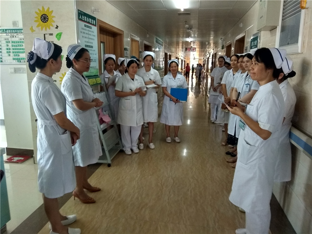 6、我院护理团队在天等县人民医院开展优质护理质量检查工作.jpg